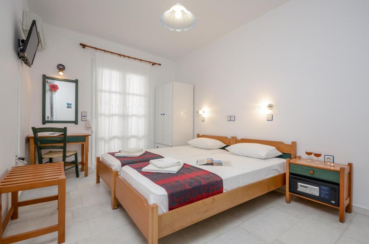 Nostos Studios At Saint George Beach Agios Georgios Chora Naxos Town Naxos City エクステリア 写真