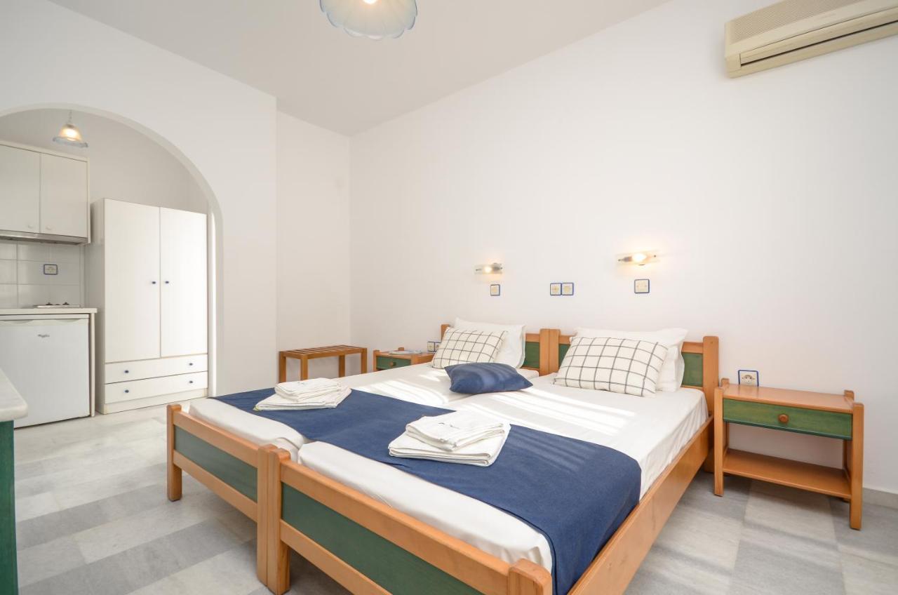 Nostos Studios At Saint George Beach Agios Georgios Chora Naxos Town Naxos City エクステリア 写真