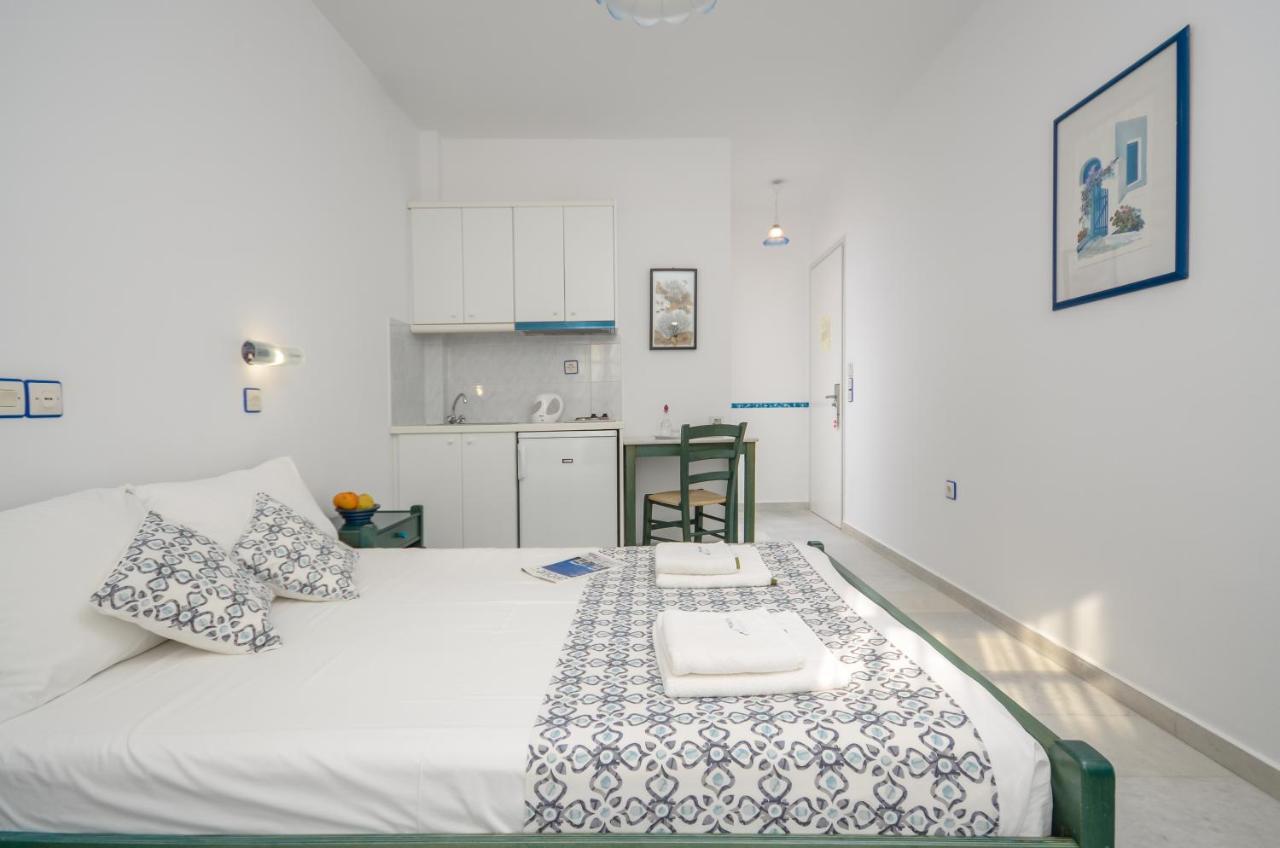 Nostos Studios At Saint George Beach Agios Georgios Chora Naxos Town Naxos City エクステリア 写真